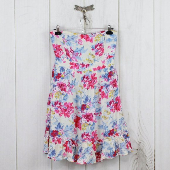 Francesca's Collections Dresses & Skirts - NWT Annabella Francesca's Pink Floral Rayon Strapless Mini Sundress Size Small
